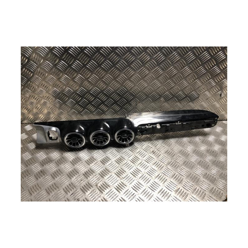 Aerateur tableau de bord MERCEDES CLASSE GLB 247 d’occasion