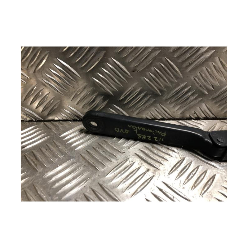 Bras essuie glace avant droit NISSAN PRIMASTAR 1 PHASE 2 d’occasion