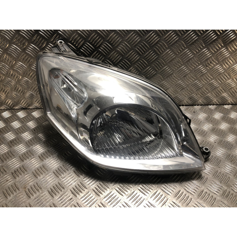 Optique avant principal droit (feux)(phare) CITROEN NEMO d’occasion