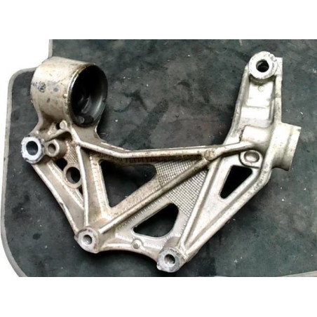 Support moteur droit VOLKSWAGEN POLO 4 PHASE 1 d’occasion