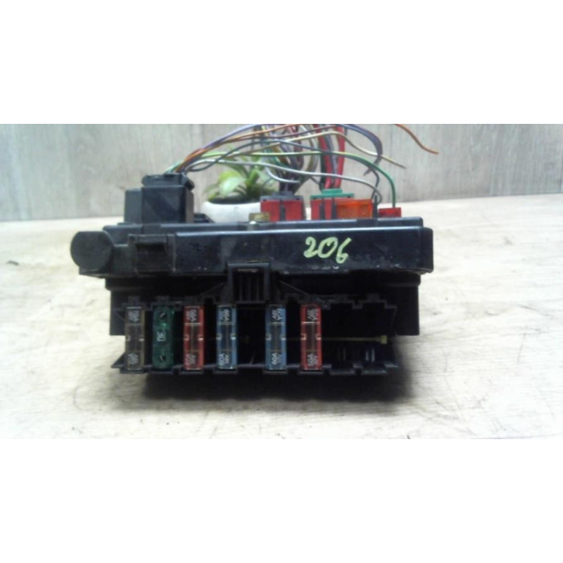 Boitier servitude moteur (BSM) PEUGEOT 206 PHASE 1 d’occasion