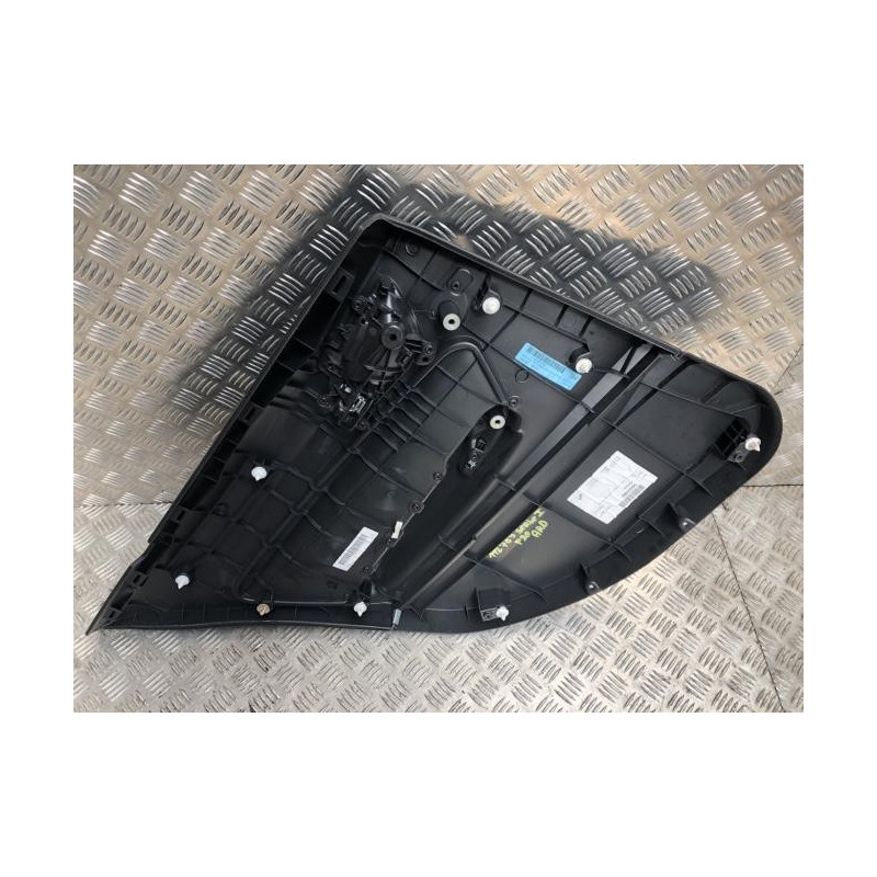 Panneau de porte arriere droit BMW SERIE 1 F20 PHASE 1 d’occasion