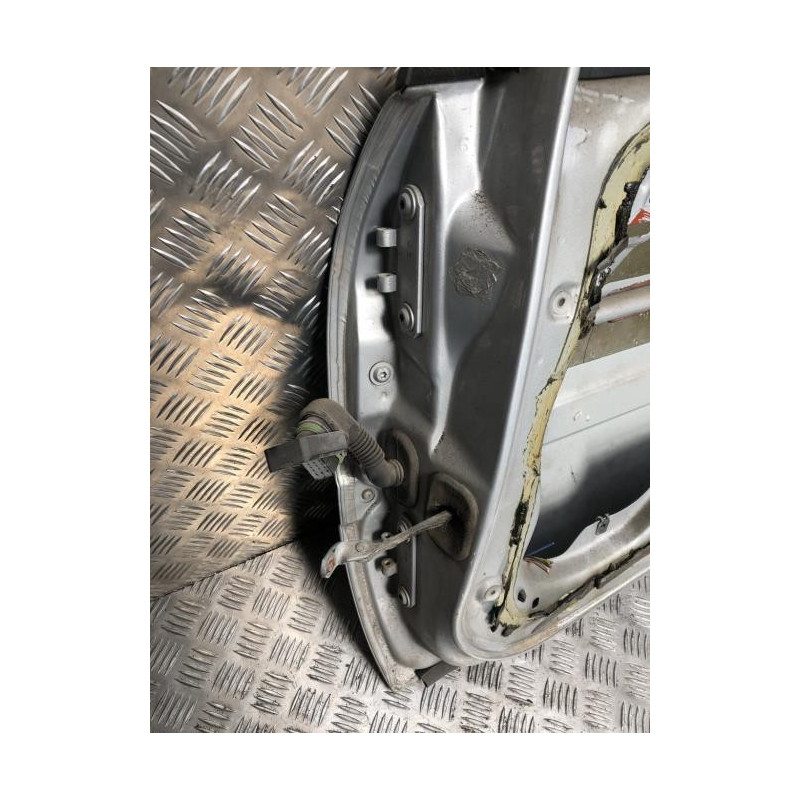 Porte arriere droit RENAULT LAGUNA 1 PHASE 1 d’occasion