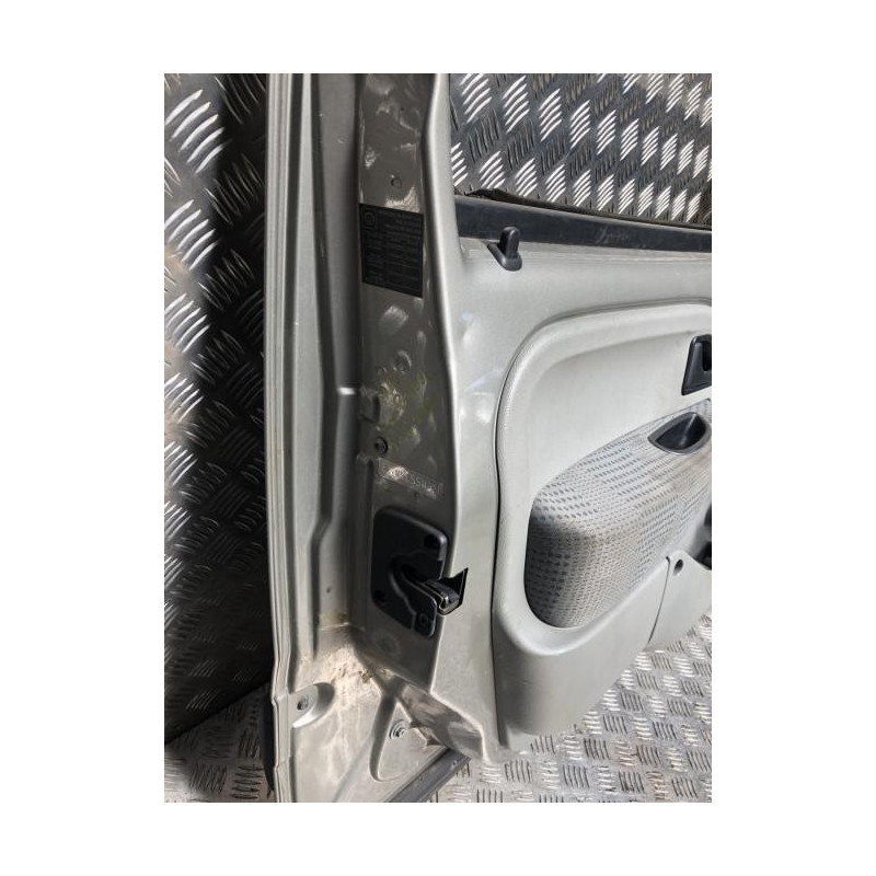 Porte avant gauche RENAULT KANGOO 1 PHASE 2 d’occasion