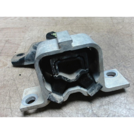 Support moteur droit DACIA SANDERO 1 d’occasion