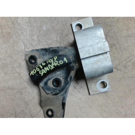 Support moteur droit DACIA SANDERO 1 d’occasion