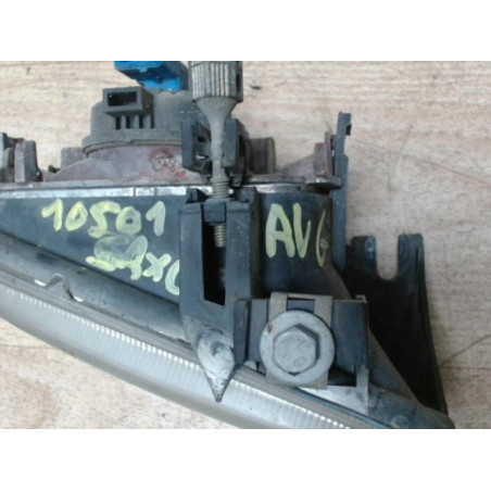 Optique avant principal gauche (feux)(phare) CITROEN SAXO PHASE 2 d’occasion