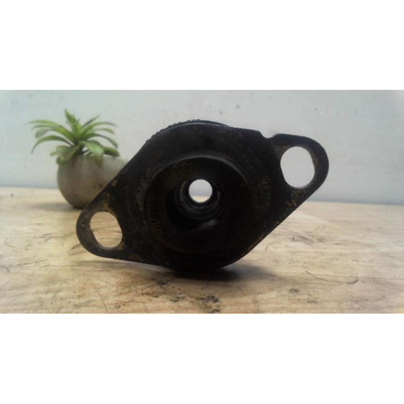 Support moteur droit RENAULT KANGOO 1 PHASE 2 d’occasion