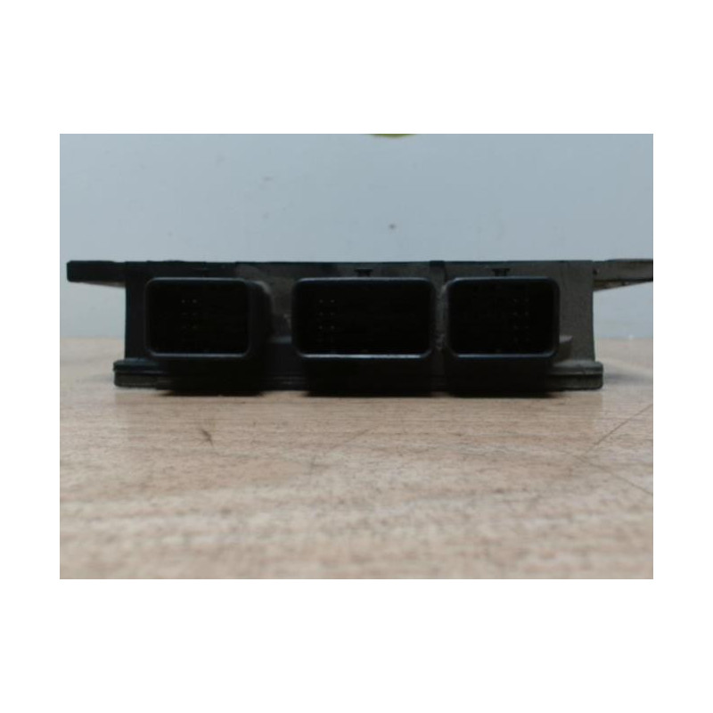 Calculateur moteur RENAULT KANGOO 1 PHASE 2 d’occasion
