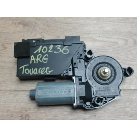 Moteur leve vitre arriere gauche VOLKSWAGEN TOUAREG 1 PHASE 1 d’occasion