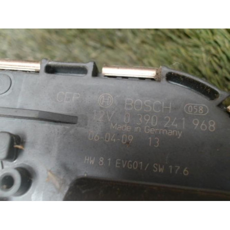 Moteur essuie glace avant gauche PEUGEOT 407 PHASE 1 d’occasion