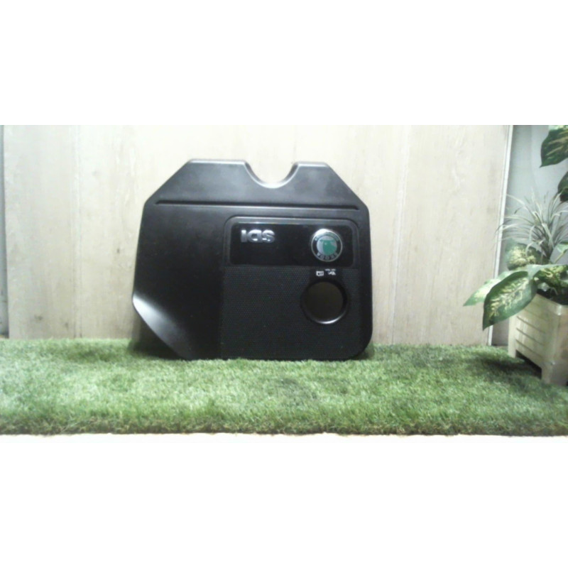 Cache moteur  SKODA FABIA 1 PHASE 1 d’occasion