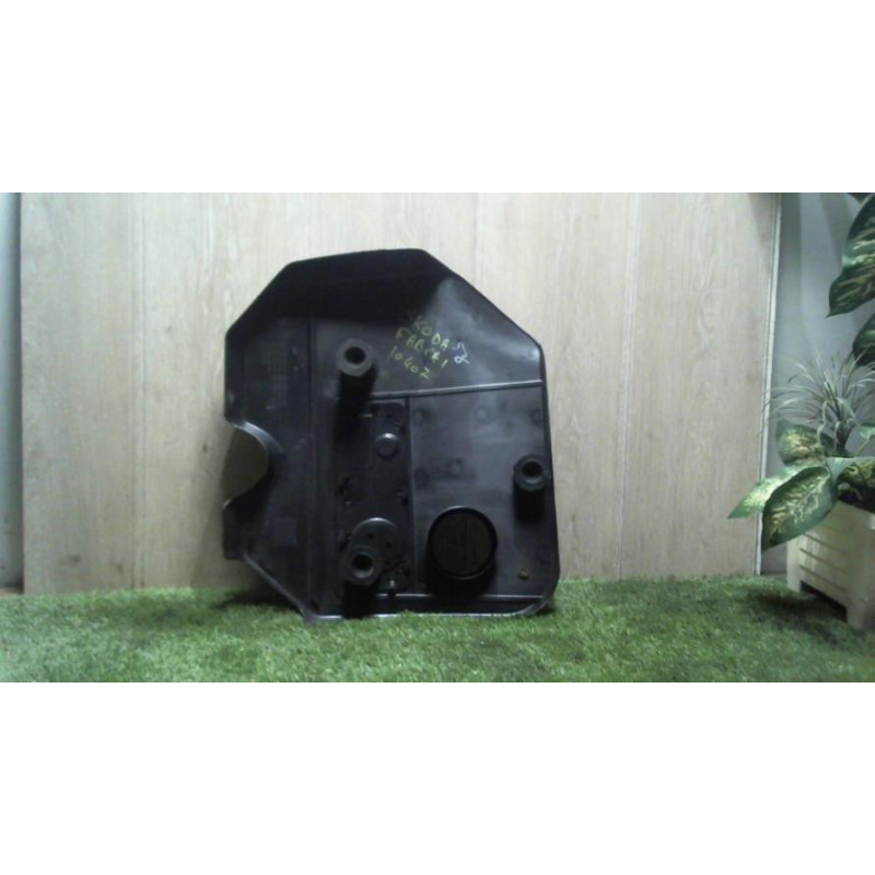Cache moteur  SKODA FABIA 1 PHASE 1 d’occasion