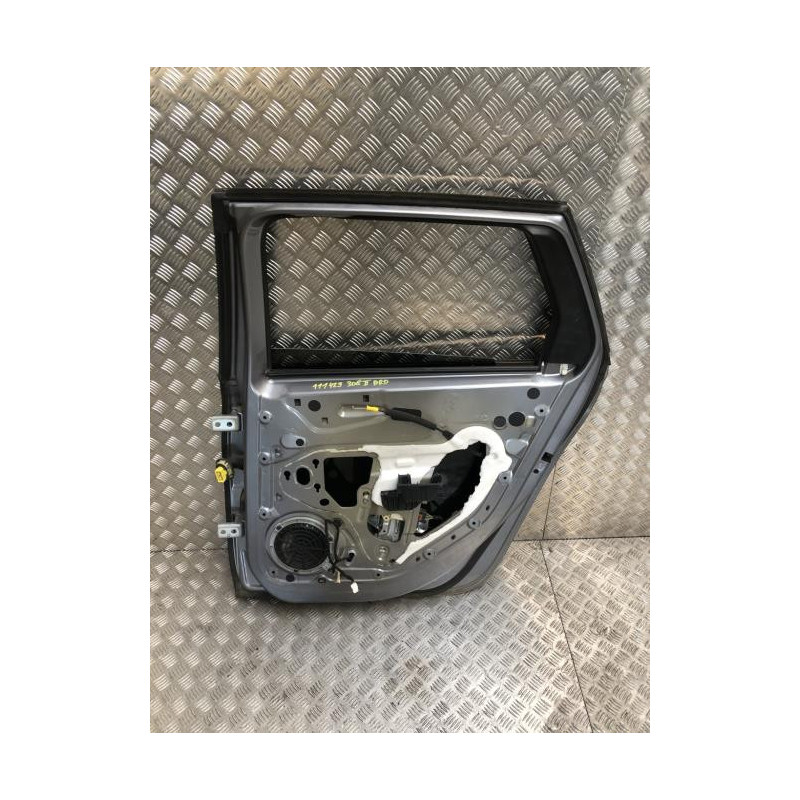 Porte arriere droit PEUGEOT 308 2 SW PHASE 1 BREAK d’occasion