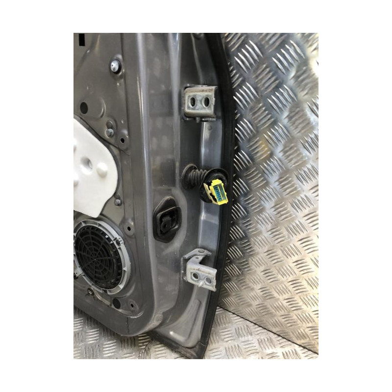 Porte arriere gauche PEUGEOT 308 2 SW PHASE 1 BREAK d’occasion