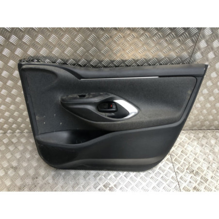 Panneau de porte avant droit TOYOTA YARIS 4 d’occasion
