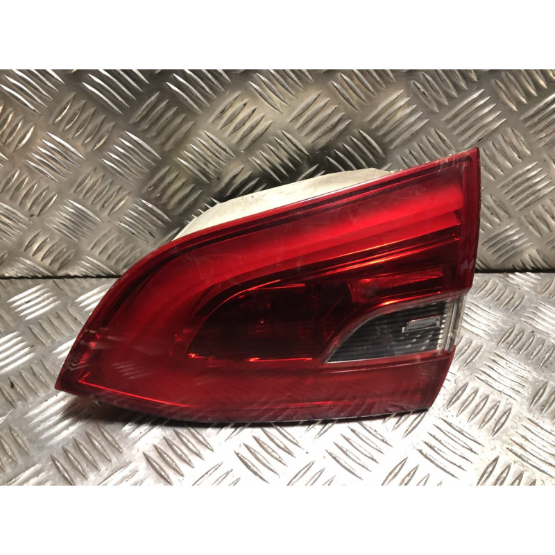 Feu arriere secondaire droit (feux) PEUGEOT 308 2 SW PHASE 1 BREAK d’occasion
