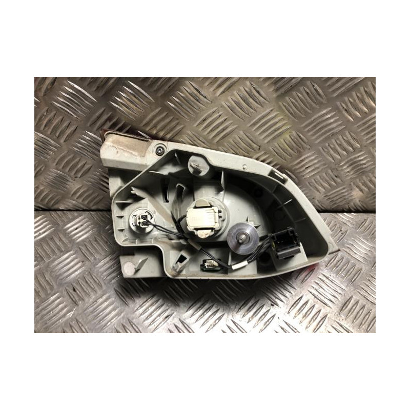 Feu arriere secondaire droit (feux) PEUGEOT 308 2 SW PHASE 1 BREAK d’occasion