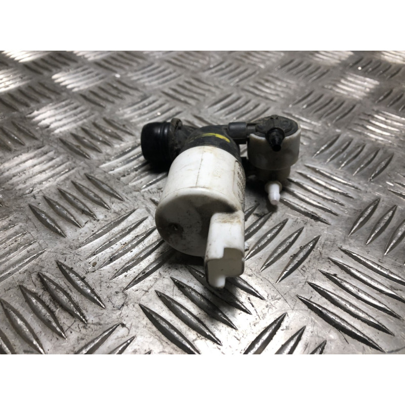 Pompe lave glace avant PEUGEOT 308 2 SW PHASE 1 BREAK d’occasion