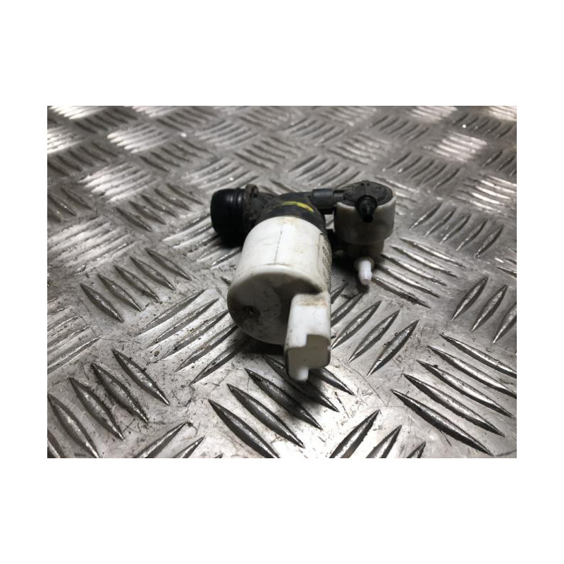 Pompe lave glace avant PEUGEOT 308 2 SW PHASE 1 BREAK d’occasion