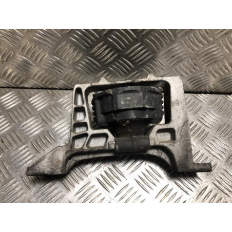 Support moteur droit VOLVO C 30 PHASE 2 d’occasion
