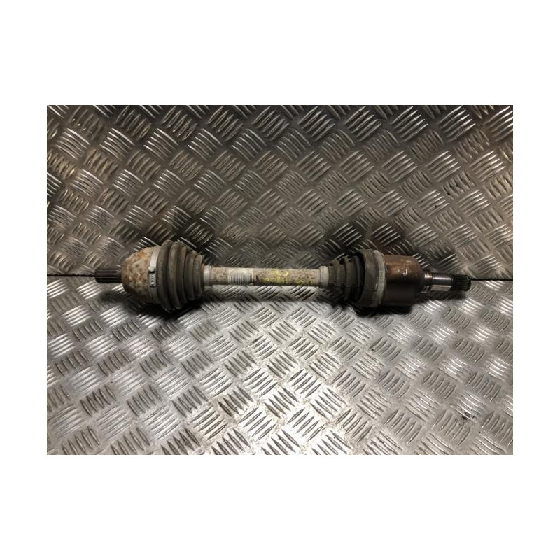 Cardan gauche (transmission) VOLVO C 30 PHASE 2 d’occasion