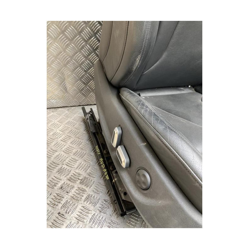 Siege avant droit AUDI A4 3 ALLROAD BREAK d’occasion