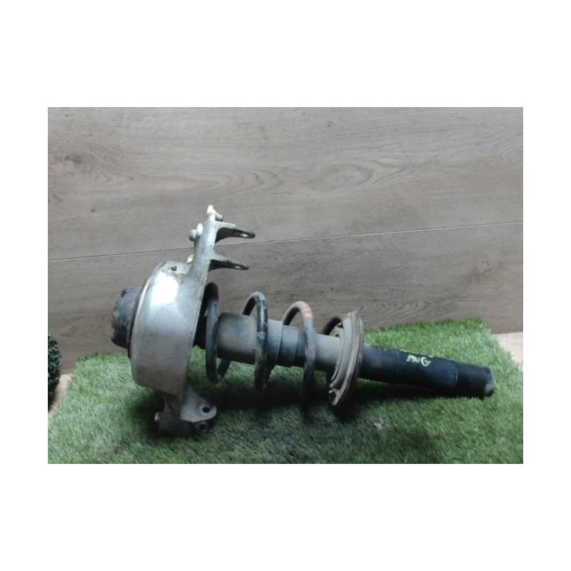 Amortisseur avant gauche AUDI A4 3 AVANT PHASE 1 BREAK d’occasion