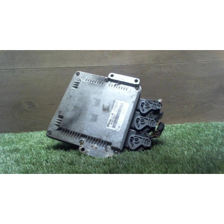 Calculateur moteur RENAULT SCENIC 1 PHASE 2 d’occasion