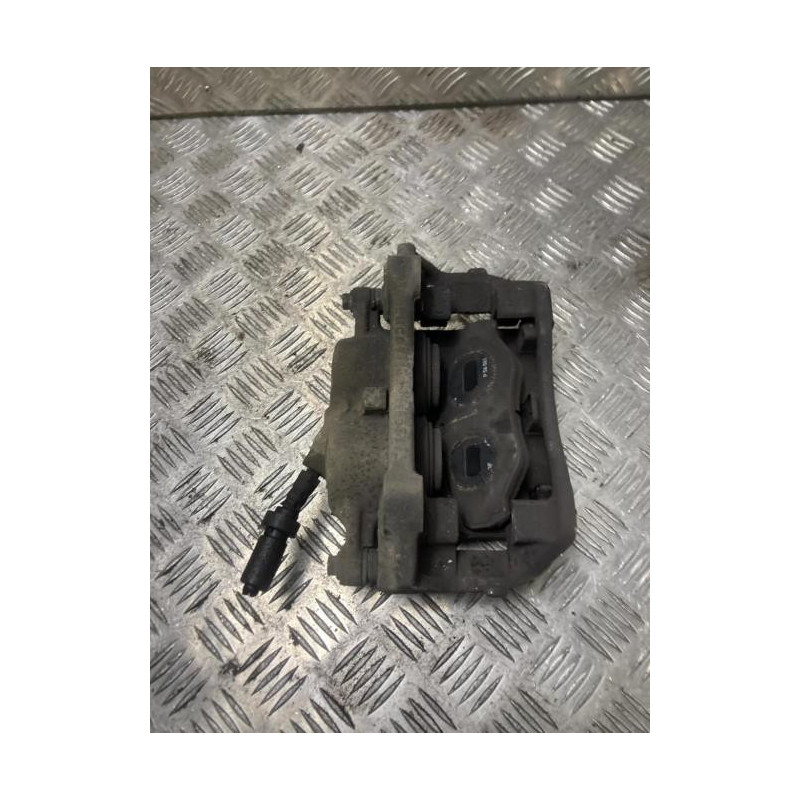 Etrier avant gauche (freinage) NISSAN PRIMASTAR 1 PHASE 2 d’occasion