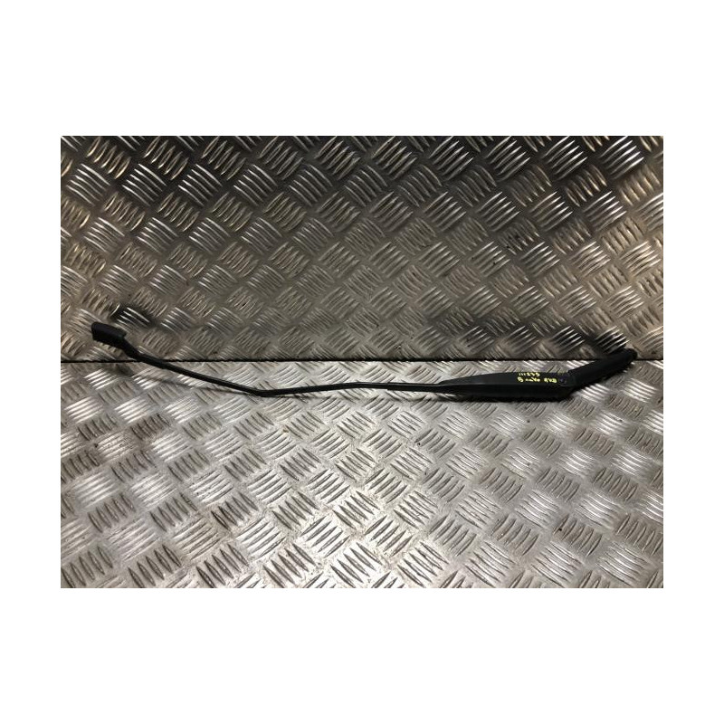 Bras essuie glace avant droit FIAT BRAVO 2 d’occasion