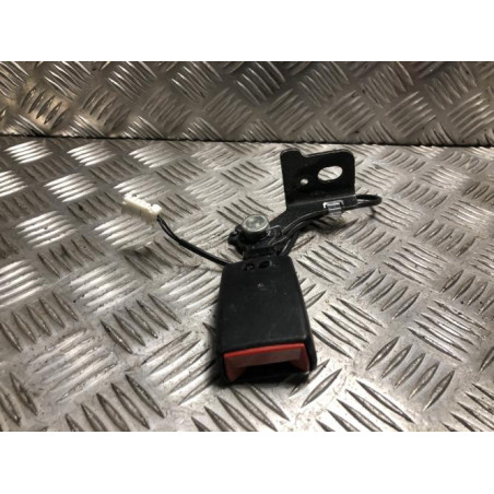 Attache ceinture arriere gauche PEUGEOT 308 2 SW PHASE 1 BREAK d’occasion