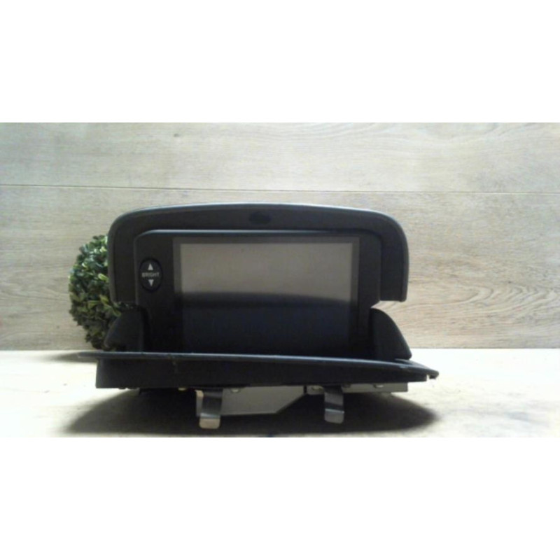 Ecran GPS VOLVO C 70 1 CABRIOLET d’occasion