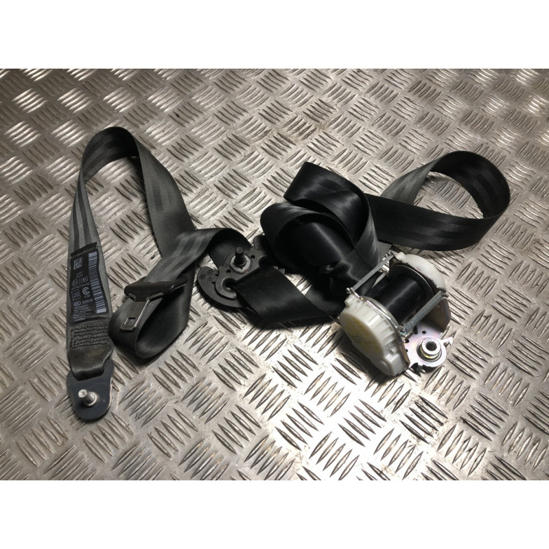 Ceinture arriere gauche PEUGEOT 308 2 SW PHASE 1 BREAK d’occasion