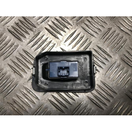 Interrupteur de leve vitre avant droit CITROEN NEMO d’occasion