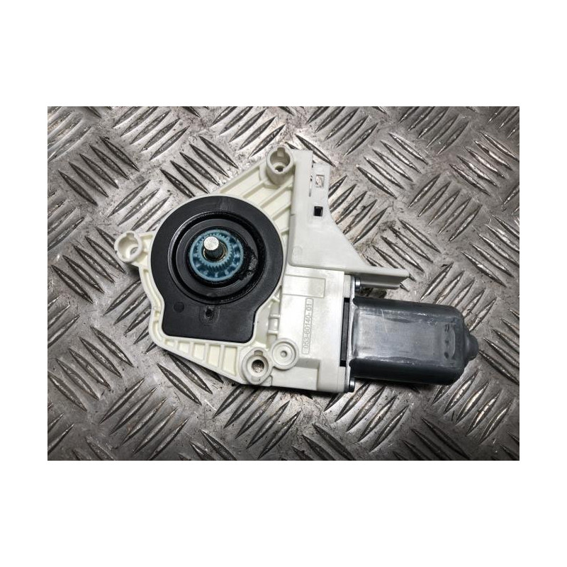 Moteur leve vitre avant droit AUDI A1 1 PHASE 1 d’occasion