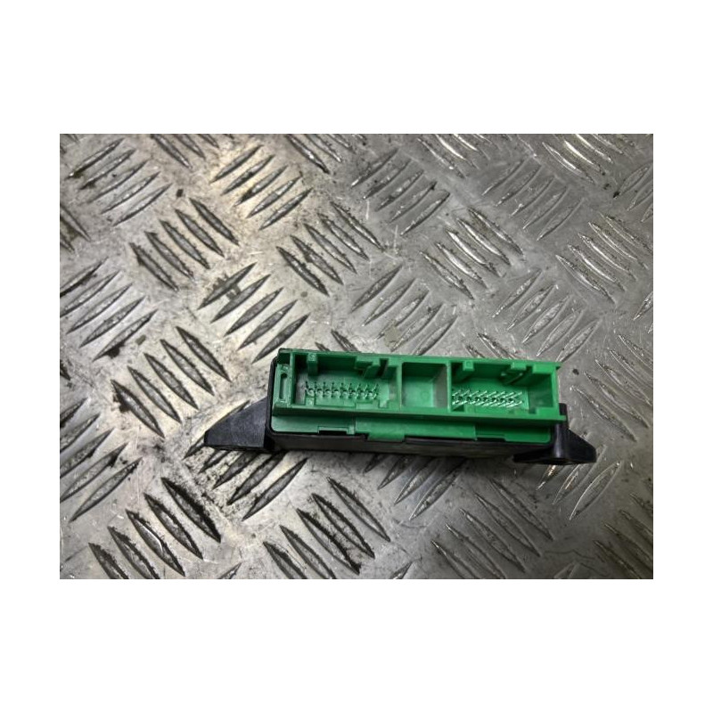 Boitier d'aide au stationnement PEUGEOT 308 2 SW PHASE 1 BREAK d’occasion