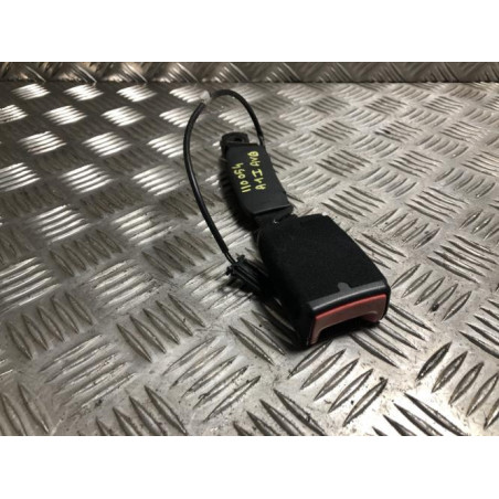 Attache ceinture avant droit AUDI A1 1 PHASE 1 d’occasion