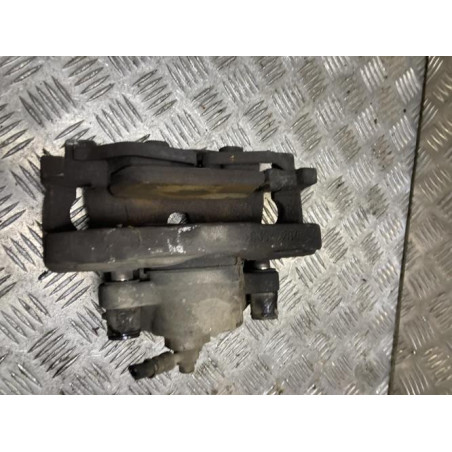 Etrier avant droit (freinage) CITROEN JUMPY 3 XS d’occasion