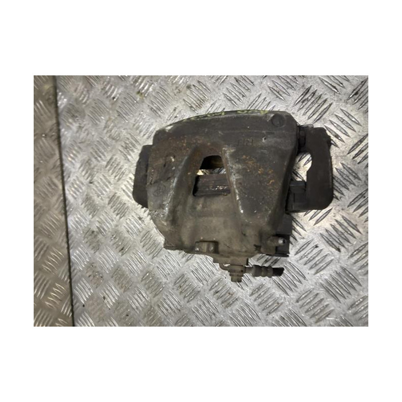 Etrier avant droit (freinage) CITROEN JUMPY 3 XS d’occasion