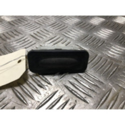 Bouton de coffre RENAULT CLIO 4 PHASE 2 d’occasion