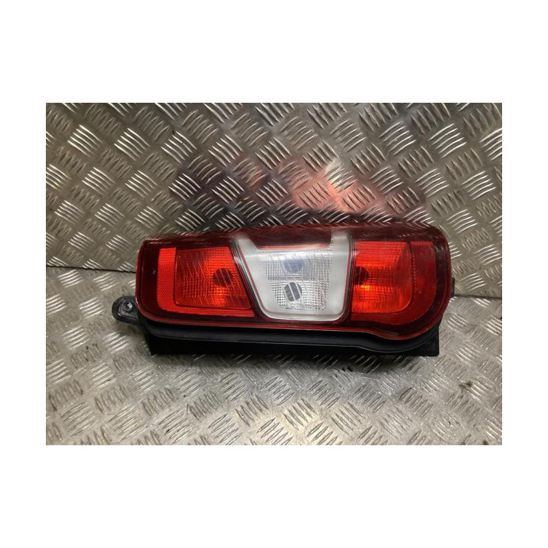 Feu arriere principal droit (feux) CITROEN BERLINGO 3 M PHASE 1 d’occasion