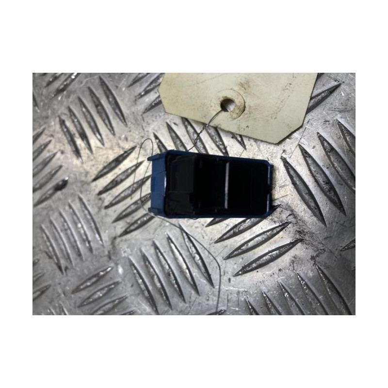 Bouton/Interrupteur PEUGEOT 3008 1 PHASE 1 d’occasion