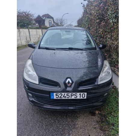 Platine feu arriere droit RENAULT CLIO 3 PHASE 1 d’occasion