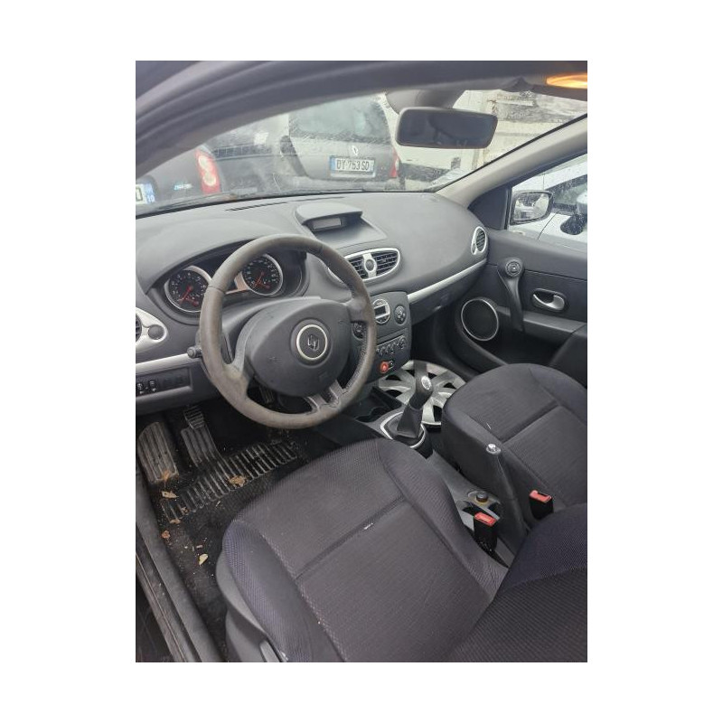Platine feu arriere droit RENAULT CLIO 3 PHASE 1 d’occasion