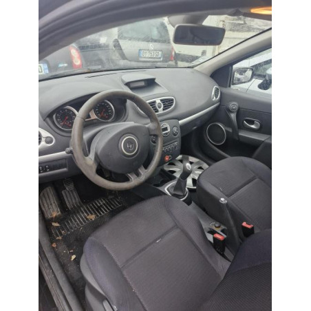 Platine feu arriere droit RENAULT CLIO 3 PHASE 1 d’occasion