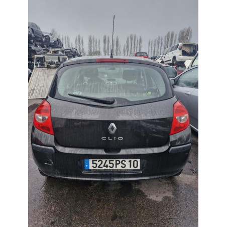 Platine feu arriere droit RENAULT CLIO 3 PHASE 1 d’occasion