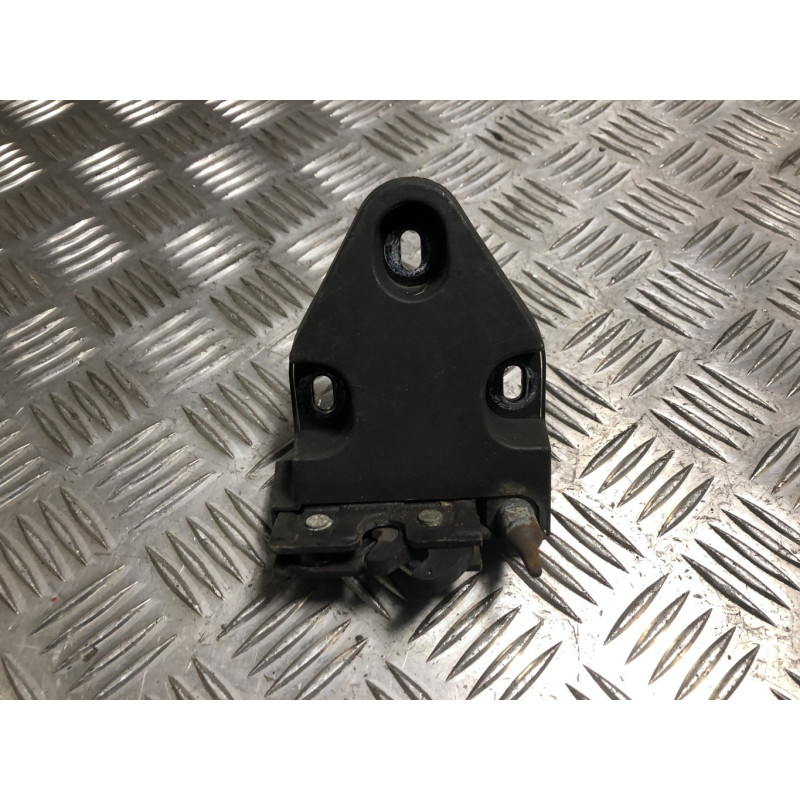 Serrure de porte de coffre droite RENAULT TRAFIC 3 COURT PHASE 1 d’occasion