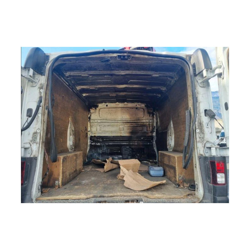 Serrure de porte de coffre droite RENAULT TRAFIC 3 COURT PHASE 1 d’occasion