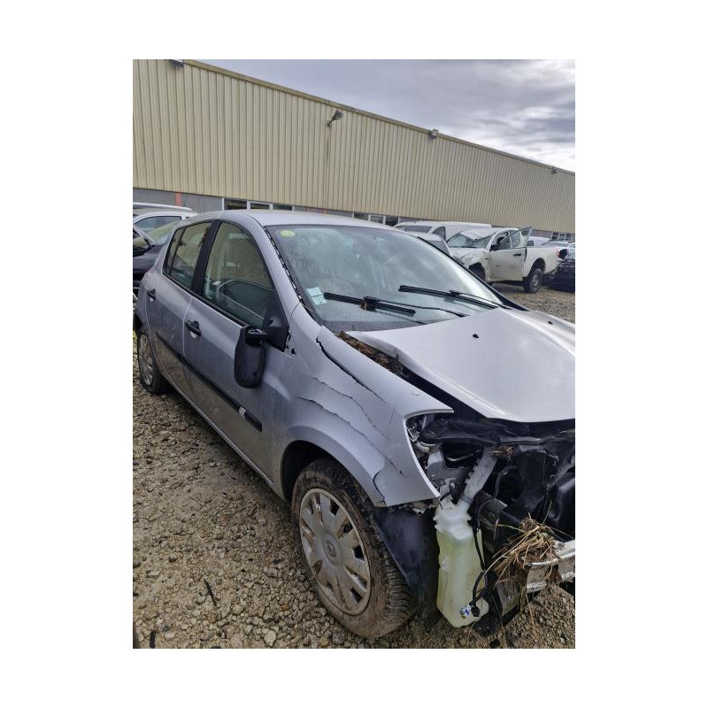 Feu arriere principal gauche (feux) RENAULT CLIO 3 PHASE 1 d’occasion